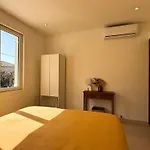 Avec Piscine & Clim Proche Port & Plages