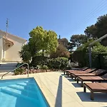 Avec Piscine & Clim Proche Port & Plages