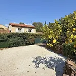 Avec Piscine & Clim Proche Port & Plages Villa