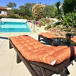 Avec Piscine & Clim Proche Port & Plages Villa