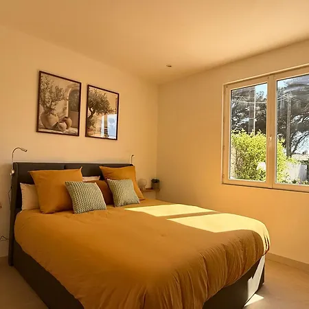 Avec Piscine & Clim Proche Port & Plages