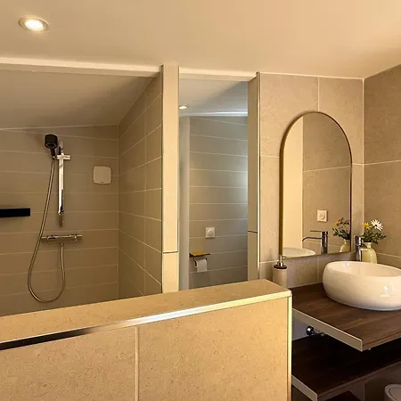 Avec Jacuzzi & Piscine - Proche Port & Plages *