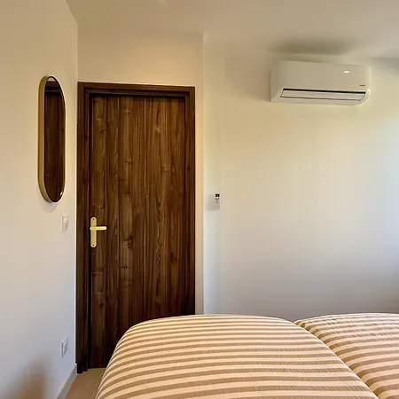 Avec Jacuzzi & Piscine - Proche Port & Plages Villa *