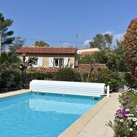 Avec Jacuzzi & Piscine - Proche Port & Plages Villa Saint-Raphaël