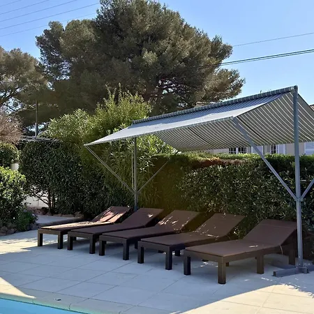 Avec Jacuzzi & Piscine - Proche Port & Plages Villa